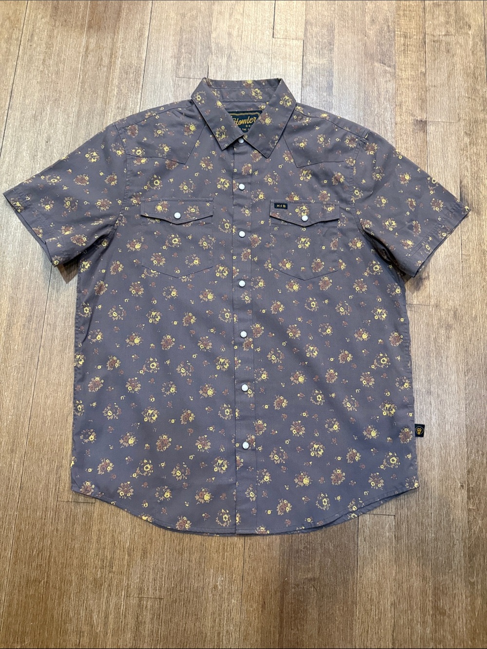 HOWLER BROTHERS - H bar B Bouquets/Floral Prints - size MEDIUM